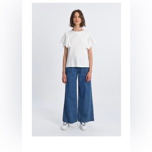 Tee with English Lace sleeves